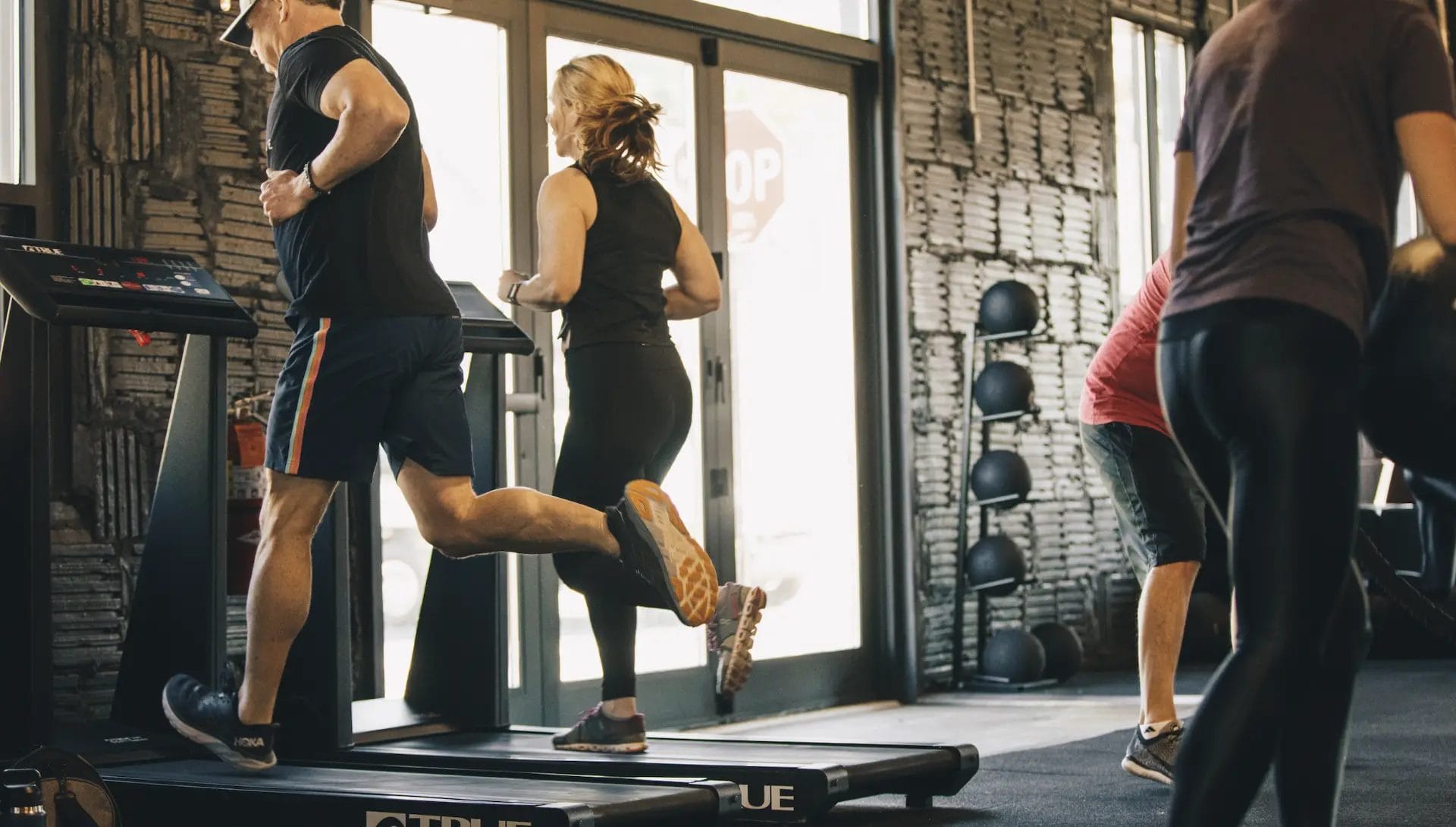 Exercise snacking People running on treadmills at Calisthenics Center